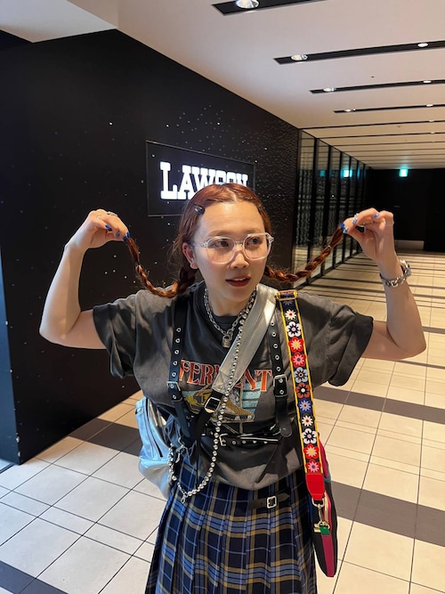 LOWRYS FARM 本部サトムラさんのTシャツ/カットソーを使った