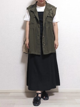 「JUNOAH（ジュノア）のアイテム（サロペット/オーバーオール）」を使った、MＩNAさん（レディース・150cm）の夏コーディネート