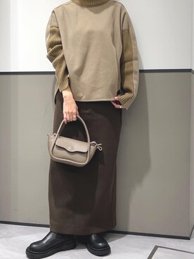 「YECCA VECCA（イェッカヴェッカ）のアイテム（スカート）」を使った、harukaさん（レディース・154cm）の秋コーディネート