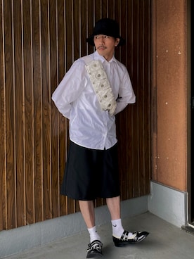 「JW Anderson（ジェイダブリューアンダーソン）のアイテム（トップス）」を使った、　MATSU  MAKOTOさん（メンズ・160cm）の秋コーディネート