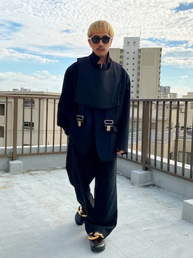 「JW Anderson（ジェイダブリューアンダーソン）のアイテム（シューズ）」を使った、　MATSU  MAKOTOさん（メンズ・160cm）の秋コーディネート