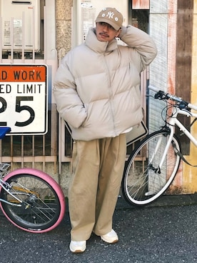 「STUDIO NICHOLSON（スタジオニコルソン）のアイテム（その他パンツ）」を使った、　MATSU  MAKOTOさん（メンズ・160cm）の冬コーディネート