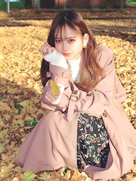 「アイテム（トレンチコート）」を使った、焚き火さん（レディース・168cm）の秋コーディネート