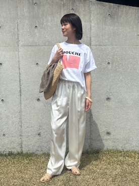 「SLOBE IENA（スローブイエナ）のドットプリントサテンイージーパンツ（その他パンツ、ホワイト系）」を使った、rinaさん（レディース・155cm）の春コーディネート