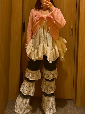 「jouetie（ジュエティ）のレースフリルフレアデニムパンツ 夏服（デニムパンツ、ブルー系）」を使った、yktnさん（レディース・167cm）の夏コーディネート
