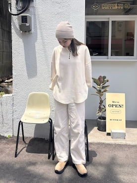 「select MOCA（セレクトモカ）のサーマルヘンリーネックビッグロンT（Tシャツ/カットソー、ホワイト系）」を使った、noaさん（レディース・163cm）の夏コーディネート