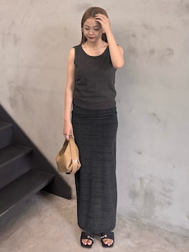 「select MOCA（セレクトモカ）のバックオープンニットベスト（ベスト、グレー系）」を使った、noaさん（レディース・163cm）の夏コーディネート