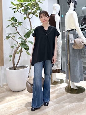 「COLLAGE GALLARDAGALANTE（コラージュガリャルダガランテ）のリラックススリムデニム/WEB限定サイズ展開/Q.anos（デニムパンツ、ブルー系）」を使った、sensuiさん（レディース・145cm）の夏コーディネート