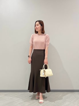 「NATURAL BEAUTY BASIC（ナチュラルビューティーベーシック）のパールネックプルオーバー（ニット/セーター、ピンク系）」を使った、KOTOMIさん（レディース・159cm）の夏コーディネート
