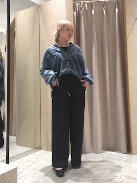 「Jena espace merveilleux（ジェナ　エスパスメルヴェイユ）の【バックデザインと素材に惹かれる】ギャザーデニムシャツ（シャツ/ブラウス、ブルー系）」を使った、moe0826loveさん（レディース・152cm）の夏コーディネート