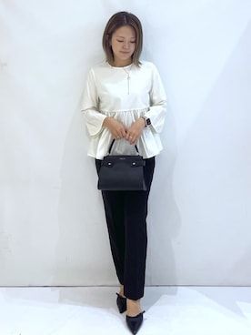 「index（インデックス）のドッキングペプラムトップス【洗濯機洗い可】（Tシャツ/カットソー、ホワイト系）」を使った、maaaaana05さん（レディース）の秋コーディネート