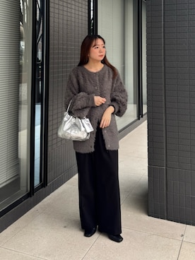 「russet（ラシット）のレザー巾着4WAYショルダーバッグ（ショルダーバッグ、シルバー系）」を使った、Rihoさん（レディース・152cm）の冬コーディネート