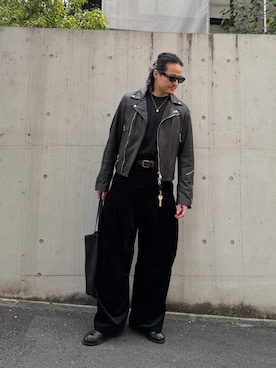 「アイテム（ライダースジャケット）」を使った、shiminoriさん（メンズ・175cm）の秋コーディネート