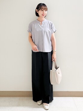 「index（インデックス）の【接触冷感／吸水速乾】タックスキッパーブラウス《防シワ／イージーアイロン／洗濯機OK／9col》（シャツ/ブラウス、ブルー系）」を使った、あかねさん（レディース・158cm）の夏コーディネート