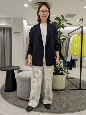 「UNTITLED（アンタイトル）の【UV/接触冷感/洗える】エアリー ダブルブレストジャケット（テーラードジャケット、グレー系）」を使った、yukariさん（レディース・158cm）の春コーディネート