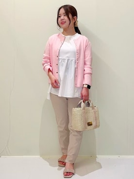 「アイテム（ショルダーバッグ、ゴールド系）」を使った、ayumiさん（レディース・150cm）の春コーディネート