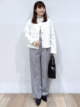 「アイテム（デニムジャケット、ホワイト系）」を使った、るーさん（レディース・158cm）の冬コーディネート