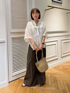 「DRESSTERIOR（ドレステリア）のピュアラミー シャツ（シャツ/ブラウス、ホワイト系）」を使った、つじ まこさん（レディース・150cm）の夏コーディネート