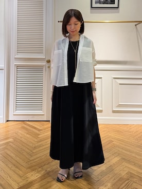 「DRESSTERIOR（ドレステリア）のシアーストライプクロップドシャツ（シャツ/ブラウス、ホワイト系）」を使った、つじ まこさん（レディース・150cm）の夏コーディネート