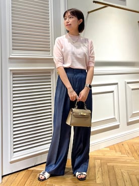 「AULENTTI（オウレンティ）のアイテム」を使った、つじ まこさん（レディース・150cm）の春コーディネート