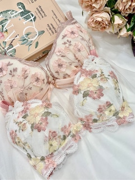 「アイテム（ブラジャー）」を使った、rie19000715さん（レディース・157cm）の春コーディネート