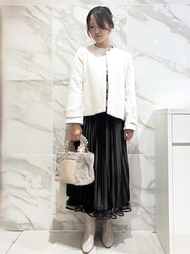 「index（インデックス）のノーカラーショートコート（ノーカラーコート、ベージュ系）」を使った、makkiさん（レディース・164cm）の秋コーディネート