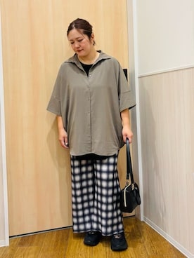 「SHOO・LA・RUE（シューラルー）の【S-LL/体型カバー】気になる部分を隠したい大人のバックギャザーチュニック（チュニック、ブラウン系）」を使った、YUMIさん（レディース・163cm）の秋コーディネート