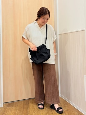 「SHOO・LA・RUE（シューラルー）の【ひんやり】すっきりきれいに体型カバー コクーンシルエットワンピース（チュニック、ホワイト系）」を使った、YUMIさん（レディース・163cm）の夏コーディネート