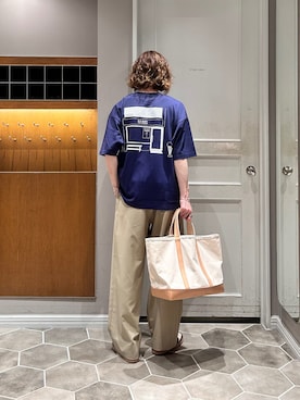 「NANO universe（ナノユニバース）の｢OtoNANO｣Lim-bress 1タックスラックス（スラックス、ベージュ系）」を使った、UT0さん（メンズ・174cm）の夏コーディネート