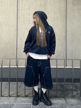 「XLARGE（エクストララージ）のRHINE STONE SLANTED OG S/S TEE（T Shirts、ホワイト系）」を使った、401oさん（レディース・157cm）の秋コーディネート