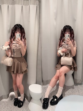 「OLIVE des OLIVE（オリーブデオリーブ）のデコルテ開きリボントップス（Tシャツ/カットソー、ベージュ系）」を使った、ひまりさん（レディース・155cm）の夏コーディネート