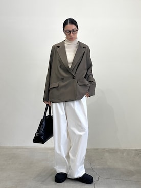 「アイテム（サングラス）」を使った、shinoさん（レディース・160cm）の秋コーディネート