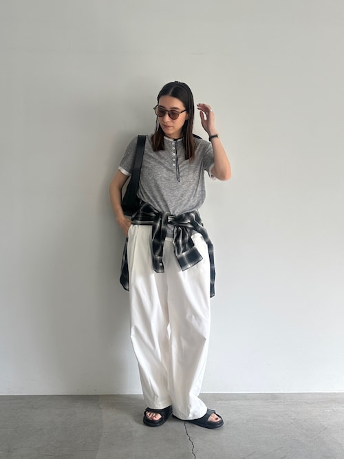 レイヤードライクヘンリーネックシアートップス（Tシャツ/カットソー