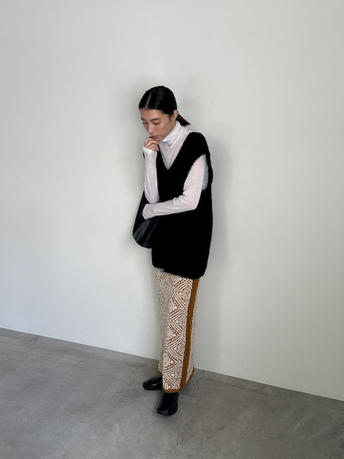 ヤマダヤ　ニット＆スカートなど　4点まとめ売り ヤマダヤ ニット＆スカートなど 4点まとめ売り - メルカリ