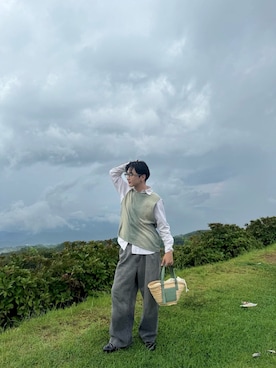 「アイテム（かごバッグ）」を使った、りょうさん（メンズ・171cm）の秋コーディネート