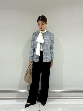 「UNTITLED（アンタイトル）の【仕事着/スーツ】ファンシーツイード ジャケット（Collarless jacket、ブルー系）」を使った、Rinさん（レディース・157cm）の冬コーディネート