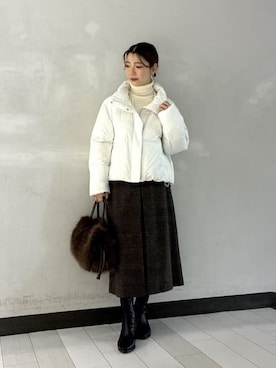 「UNTITLED（アンタイトル）の【トレンド/撥水機能/防寒】ショートダウンコート（Down Jacket / Coat、ホワイト系）」を使った、Rinさん（レディース・157cm）の冬コーディネート