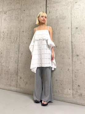 「KBF（ケイビーエフ）の2WAYアイレットエンブロイダリーワンピース（ワンピース、ホワイト系）」を使った、リロさん（レディース・161cm）の春コーディネート