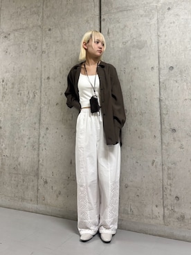 「KBF（ケイビーエフ）のオーバーサイズミニマルシャツ（シャツ/ブラウス、ブラウン系）」を使った、リロさん（レディース・161cm）の春コーディネート