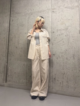 「KBF（ケイビーエフ）のストライプBIGシャツ（シャツ/ブラウス、ホワイト系）」を使った、リロさん（レディース・161cm）の冬コーディネート