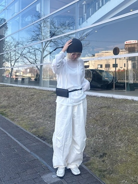 「KBF（ケイビーエフ）のルーズシアートップス+ストラップ（Tシャツ/カットソー、ホワイト系）」を使った、リロさん（レディース・161cm）の冬コーディネート