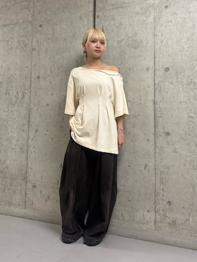 「KBF（ケイビーエフ）のスナップショルダールーズTEE（Tシャツ/カットソー、ホワイト系）」を使った、リロさん（レディース・161cm）の夏コーディネート
