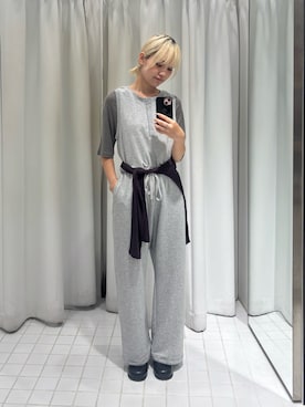 「LAATO（ラート）のlayered color tee（Tシャツ/カットソー、グレー系）」を使った、リロさん（レディース・161cm）の夏コーディネート