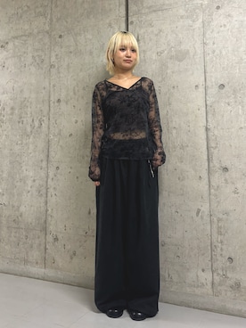 「KBF（ケイビーエフ）の2WAYフロッキーフラワートップス（Tシャツ/カットソー、グレー系）」を使った、リロさん（レディース・161cm）の夏コーディネート