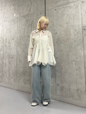 「KBF（ケイビーエフ）のイレヘムビスチェSETシャツ（シャツ/ブラウス、ホワイト系）」を使った、リロさん（レディース・161cm）の春コーディネート