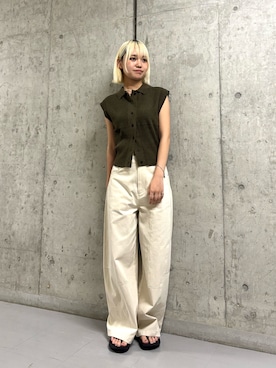 「KBF（ケイビーエフ）のコクーンWIDEパンツ（その他パンツ、ホワイト系）」を使った、リロさん（レディース・161cm）の春コーディネート