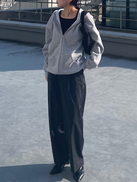 「アイテム（パーカー）」を使った、ayaさん（レディース・160cm）の秋コーディネート