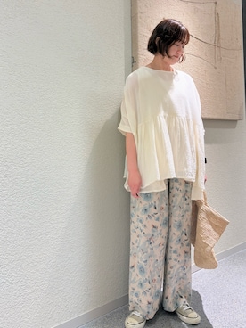 「かぐれ（カグレ）のコットンクレープギャザーブラウス（シャツ/ブラウス、ホワイト系）」を使った、rikaさん（レディース・161cm）の春コーディネート