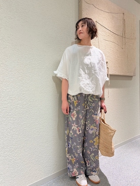「かぐれ（カグレ）のリネンフリルスリーブプルオーバー（シャツ/ブラウス、ホワイト系）」を使った、rikaさん（レディース・161cm）の春コーディネート