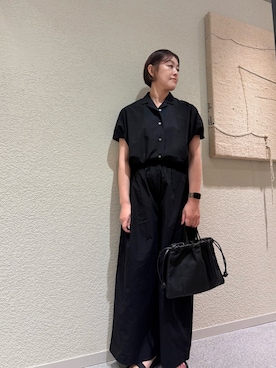 「かぐれ（カグレ）のコットンサイドタックワイドパンツ（Pants、ブラック系）」を使った、rikaさん（レディース・161cm）の夏コーディネート
